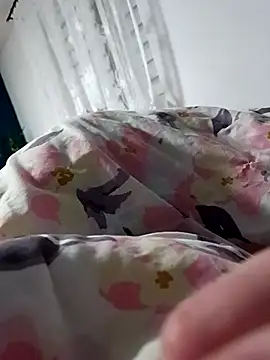 Snapshot of KissMeAss9387 chatting on 10/25/25, 08:47 KissMeAss9387 online show from 10/25/25, 08:47