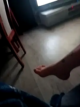 Snapshot of KissMeAss9387 chatting on 11/21/25, 08:18 KissMeAss9387 online show from 11/21/25, 08:18