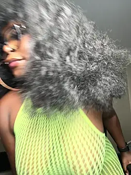 WomanNextdoor1 online show from 11/16/25, 02:11