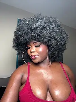 Snapshot of WomanNextdoor1 chatting on 03/20/26, 08:41 WomanNextdoor1 online show from 03/20/26, 08:41