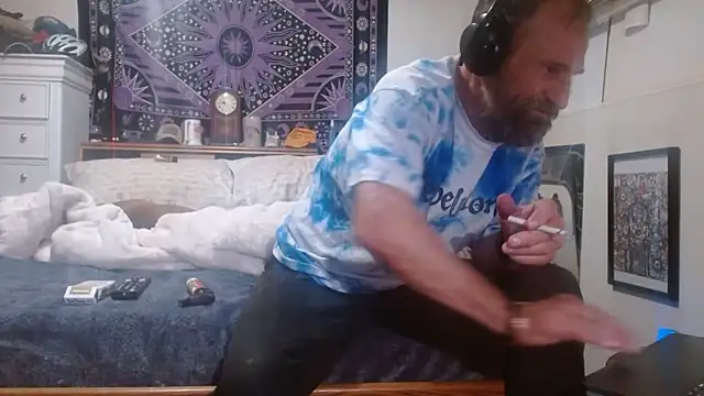 Snapshot of reebokrick650 chatting on 10/23/25, 02:00 reebokrick650 online show from 10/23/25, 02:00