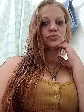 Snapshot of IrishGoddess69247 chatting on 03/08/26, 10:35 IrishGoddess69247 online show from 03/08/26, 10:35