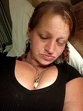 Snapshot of IrishGoddess69247 chatting on 03/17/26, 11:57 IrishGoddess69247 online show from 03/17/26, 11:57