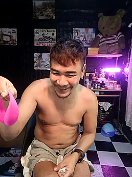 Snapshot of Jheboi69xxx chatting on 10/06/25, 02:25 Jheboi69xxx online show from 10/06/25, 02:25