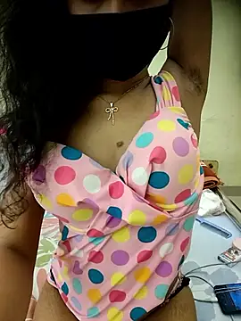 Snapshot of Snaya-baby chatting on 03/18/26, 06:22 Snaya-baby online show from 03/18/26, 06:22