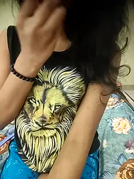 Snapshot of Snaya-baby chatting on 04/10/26, 05:39 Snaya-baby online show from 04/10/26, 05:39