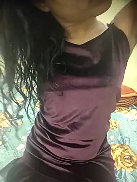 Snapshot of Snaya-baby chatting on 04/12/26, 01:38 Snaya-baby online show from 04/12/26, 01:38