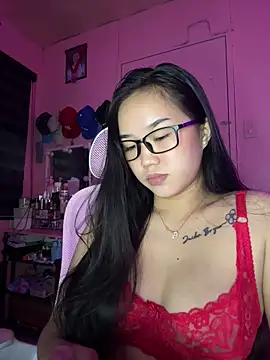 Snapshot of Wynxx chatting on 03/10/26, 04:45 Wynxx online show from 03/10/26, 04:45