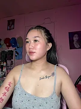 Snapshot of Wynxx chatting on 04/15/26, 12:12 Wynxx online show from 04/15/26, 12:12