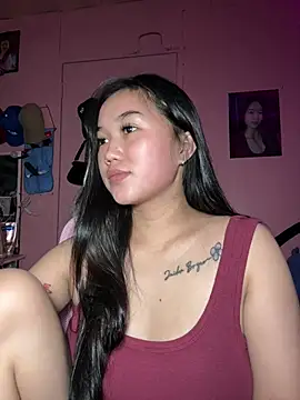 Snapshot of Wynxx chatting on 04/17/26, 10:51 Wynxx online show from 04/17/26, 10:51