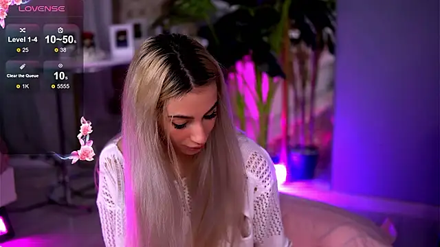 Snapshot of AwaLynch chatting on 03/03/26, 04:29 AwaLynch online show from 03/03/26, 04:29