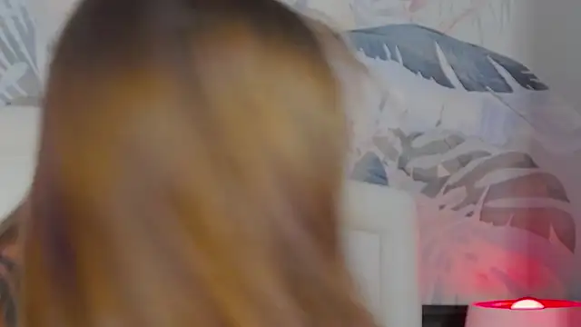 MarilynNova online show from 11/13/25, 04:33