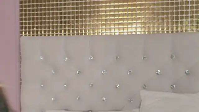 Snapshot of MarilynNova chatting on 03/07/26, 05:37 MarilynNova online show from 03/07/26, 05:37