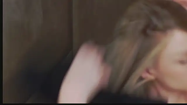 Snapshot of MarilynNova chatting on 03/23/26, 04:27 MarilynNova online show from 03/23/26, 04:27