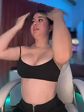 Snapshot of Sharon_07 chatting on 01/12/25, 02:24 Sharon 07 online show from 01/12/25, 02:24