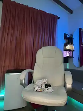 Snapshot of Sharon_07 chatting on 01/23/25, 02:33 Sharon 07 online show from 01/23/25, 02:33