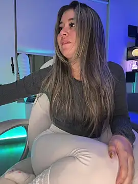 Snapshot of Sharon_07 chatting on 01/24/25, 11:23 Sharon 07 online show from 01/24/25, 11:23