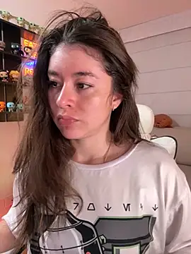 Snapshot of Sharon_07 chatting on 11/21/25, 12:21 Sharon 07 online show from 11/21/25, 12:21