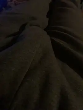 Snapshot of MuzzyFacing chatting on 02/05/26, 05:06 MuzzyFacing online show from 02/05/26, 05:06