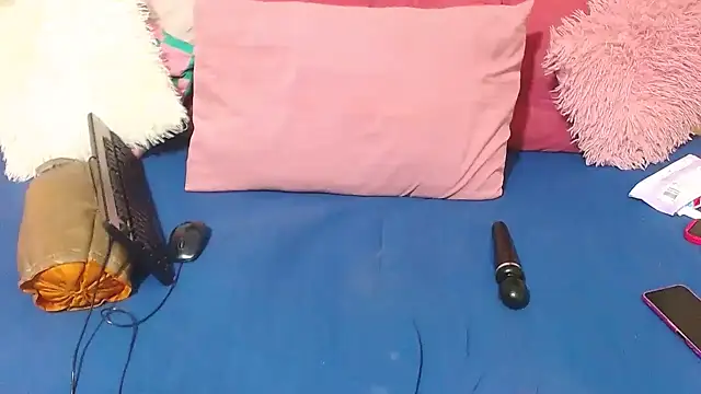 Snapshot of AmazingDarkDoll chatting on 12/02/25, 12:38 AmazingDarkDoll online show from 12/02/25, 12:38