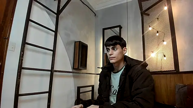 Snapshot of Dani_mc1 chatting on 12/02/25, 11:37 Dani mc1 online show from 12/02/25, 11:37