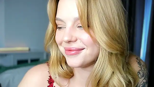 LilyFlamee online show from 01/15/26, 03:55