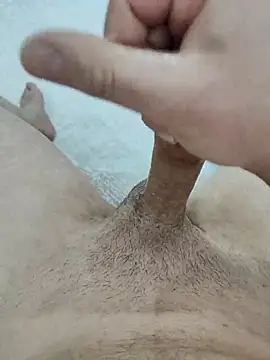 Snapshot of cenk263 chatting on 03/18/26, 02:42 cenk263 online show from 03/18/26, 02:42