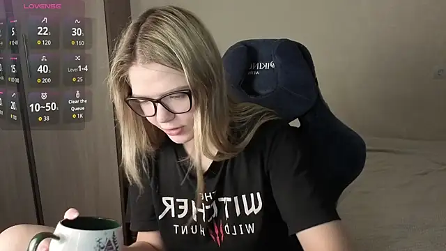 KatanaSVibe online show from 11/28/25, 01:47