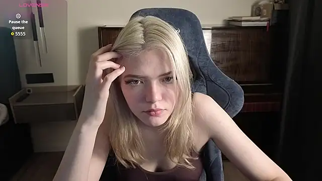 Snapshot of KatanaSVibe chatting on 07/02/26, 05:41 KatanaSVibe online show from 07/02/26, 05:41