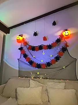 Snapshot of LINA_ALL_EYES_ON_YOU chatting on 10/30/25, 09:48 LINA ALL EYES ON YOU online show from 10/30/25, 09:48