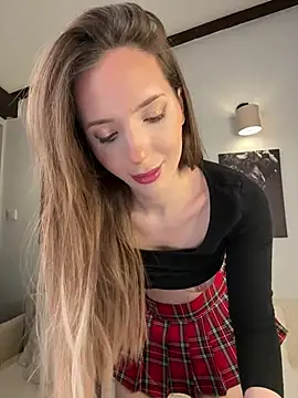 Snapshot of LINA_ALL_EYES_ON_YOU chatting on 03/18/26, 07:17 LINA ALL EYES ON YOU online show from 03/18/26, 07:17