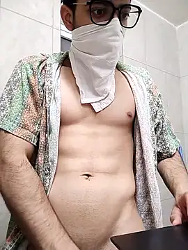 mrmasseur06 online show from 05/25/26, 06:58