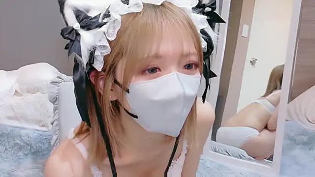 Snapshot of ka_na_ta_ch chatting on 03/31/26, 04:18 ka na ta ch online show from 03/31/26, 04:18