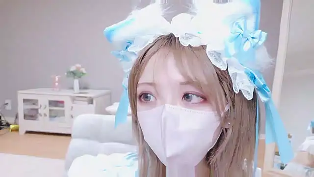 Snapshot of ka_na_ta_ch chatting on 04/11/26, 10:52 ka na ta ch online show from 04/11/26, 10:52