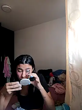 VioletaHolly online show from 09/10/25, 08:53