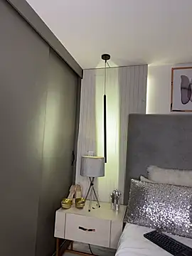 Snapshot of VioletaMaddox chatting on 03/10/26, 04:06 VioletaMaddox online show from 03/10/26, 04:06