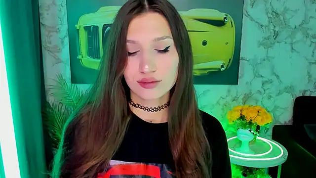 Snapshot of Mollyinyourmind chatting on 04/14/26, 10:27 Mollyinyourmind online show from 04/14/26, 10:27