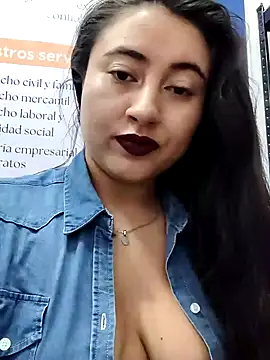 Snapshot of AMATISTA__16 chatting on 03/31/26, 12:16 AMATISTA 16 online show from 03/31/26, 12:16