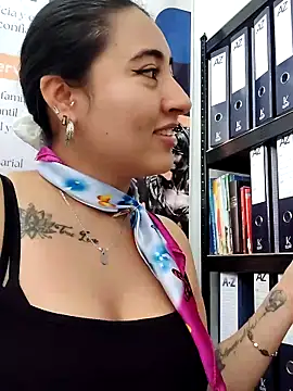 Snapshot of AMATISTA__16 chatting on 04/01/26, 12:28 AMATISTA 16 online show from 04/01/26, 12:28