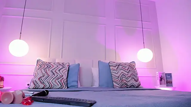 Zammy Sanz online show from 09/11/25, 08:09