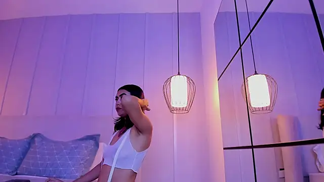 Zammy Sanz online show from 09/13/25, 08:19