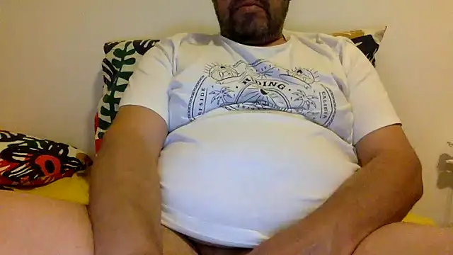 Snapshot of steve669_hot chatting on 10/09/25, 05:00 steve669 hot online show from 10/09/25, 05:00