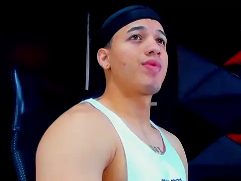 Snapshot of rocoo_santos chatting on 03/07/26, 06:16 rocoo santos online show from 03/07/26, 06:16