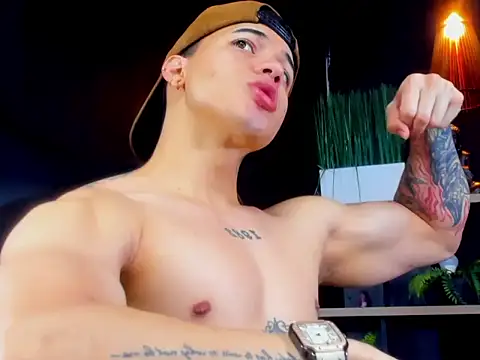 Snapshot of rocoo_santos chatting on 04/16/26, 05:47 rocoo santos online show from 04/16/26, 05:47