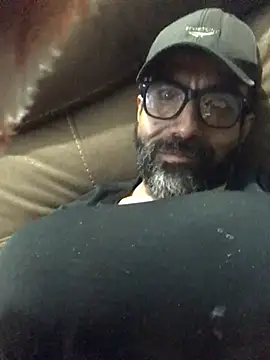 Snapshot of Granverga666 chatting on 02/25/26, 10:58 Granverga666 online show from 02/25/26, 10:58