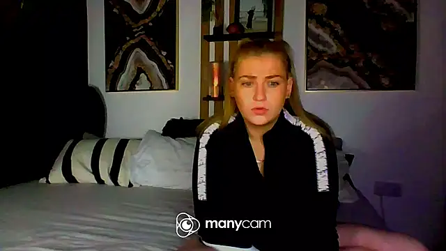 Snapshot of MARRIED-MAN-FETISH chatting on 03/08/26, 05:22 MARRIED-MAN-FETISH online show from 03/08/26, 05:22