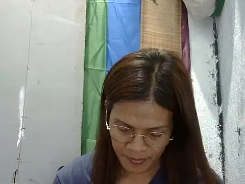 juicycum069 online show from 04/05/26, 11:02