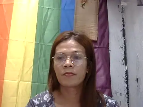 juicycum069 online show from 05/01/26, 06:45