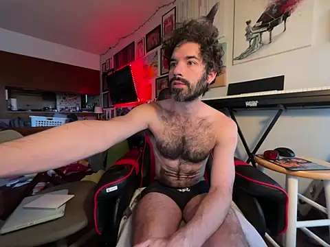 Pupscritch online show from 03/10/26, 02:44