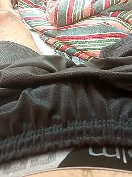 Snapshot of tio_52 chatting on 09/18/25, 03:47 tio 52 online show from 09/18/25, 03:47